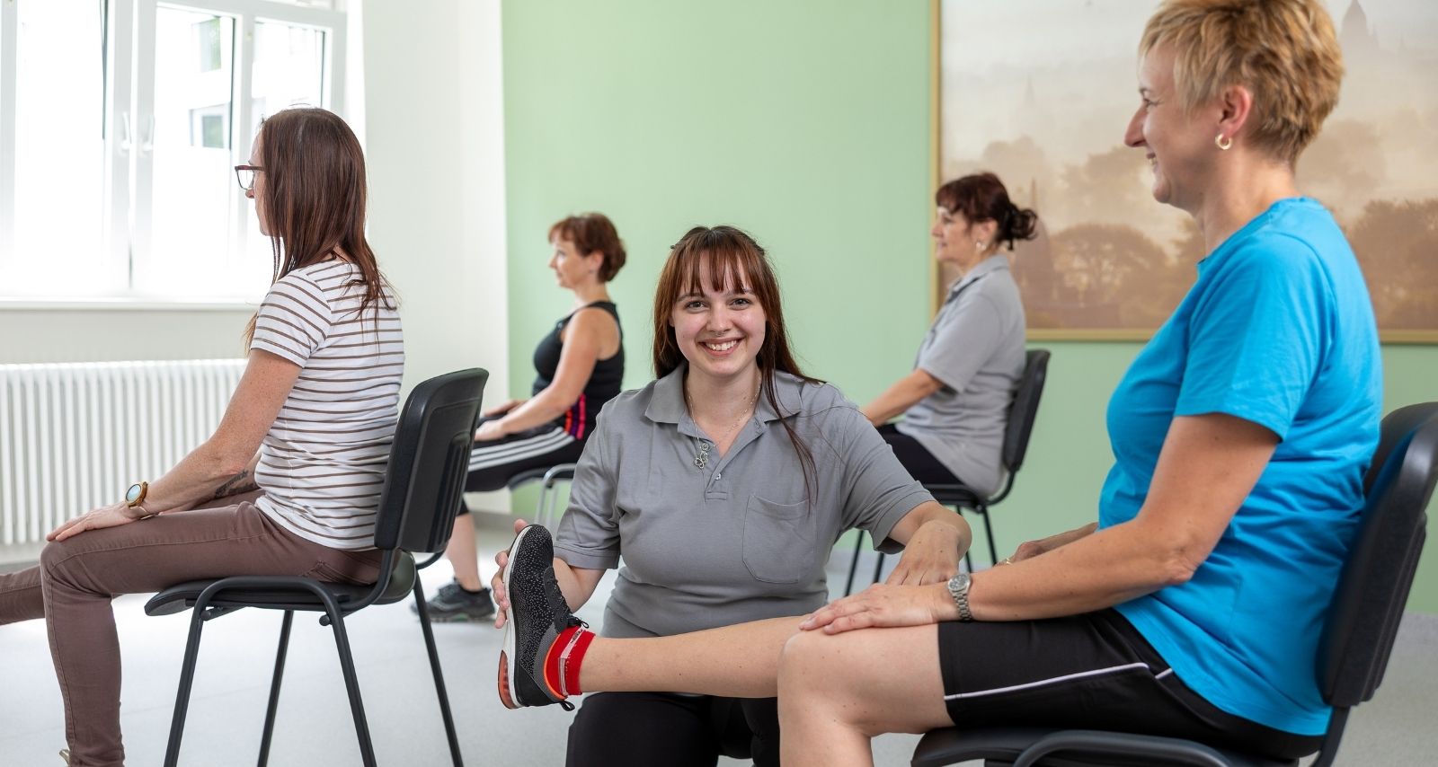 Personen die Übungen durchführen 