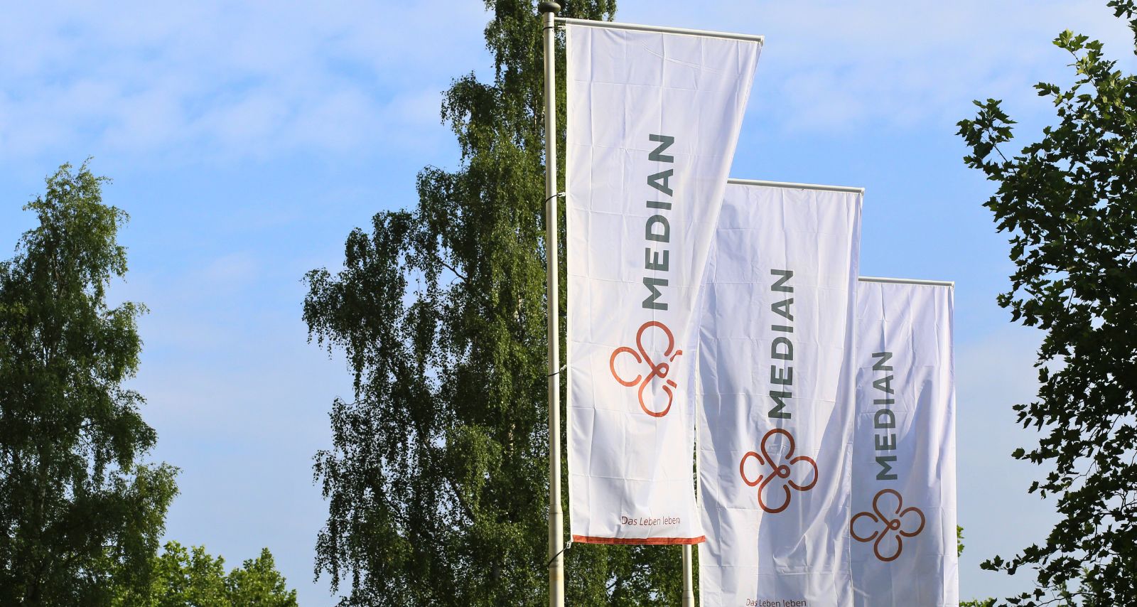 MEDIAN Fahnenmasten