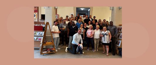 Austausch, Sonne und gute Stimmung beim Sommerumtrunk Austausch, Sonne und gute Stimmung beim Sommerumtrunk