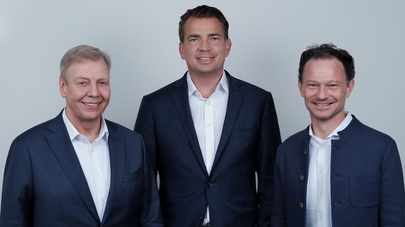 Management &amp; Team
