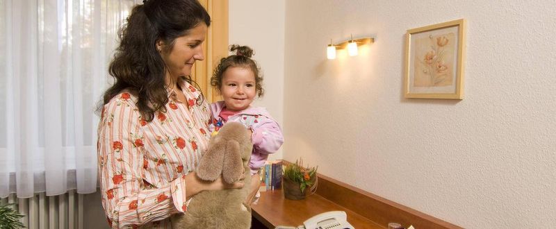 MEDIAN Klinik Richelsdorf Patientin mit Kind