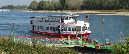 Sommerfest mit Schiff und Dom Sommerfest mit Schiff und Dom