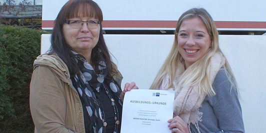 IHK dankt MEDIAN Klinik NRZ Wiesbaden für Engagement bei der Berufsausbildung IHK dankt MEDIAN Klinik NRZ Wiesbaden für Engagement bei der Berufsausbildung