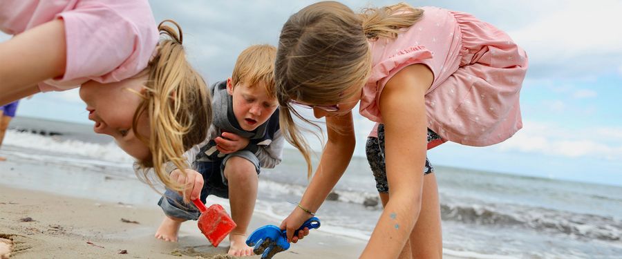  Kinderclub_Strand_2_Kuehlungsborn_web.jpg