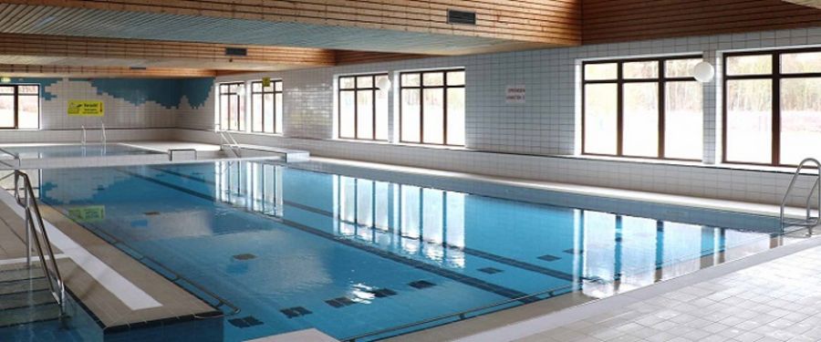  Kinderklinik_bad_koesen_schwimmbad_.jpg