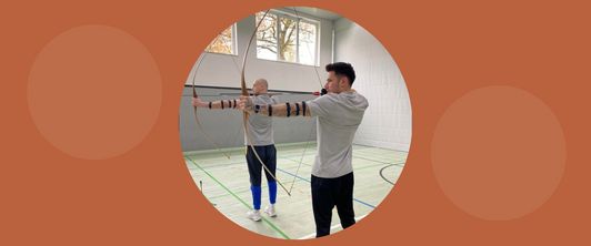 Neues Therapieangebot: Therapeutisches Bogenschießen