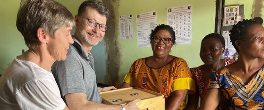 Chefarzt des MEDIAN Zentrums für Verhaltensmedizin Bad Pyrmont engagiert sich für Kinderklinik in Kamerun Chefarzt des MEDIAN Zentrums für Verhaltensmedizin Bad Pyrmont engagiert sich für Kinderklinik in Kamerun