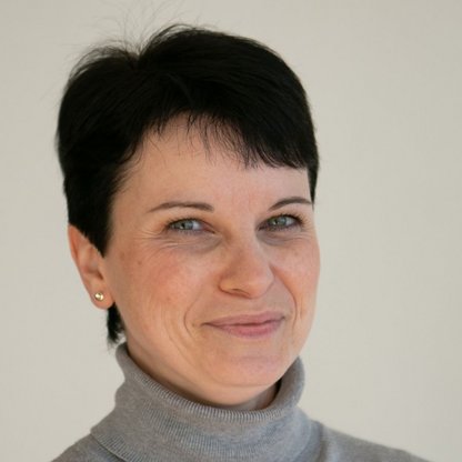 Frau Evgenia Rashchiker 