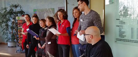 Die AHG Klinik Waren feiert ihren 2. Geburtstag als "Singendes Krankenhaus" Die AHG Klinik Waren feiert ihren 2. Geburtstag als "Singendes Krankenhaus"