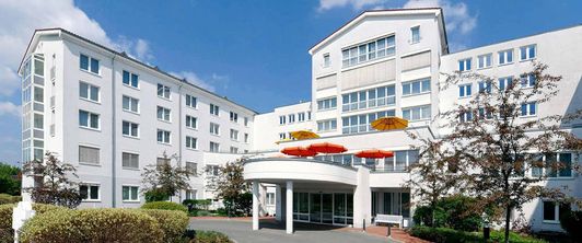 Außenansicht des MEDIAN Reha-Zentrum Bad Berka Adelsberg-Klinik