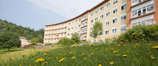Dr. med. Frederic Bülow übernimmt als Chefarzt die ärztliche Leitung des Fachkrankenhauses