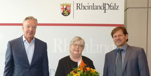 Prof. Dr. Wilma Funke von der MEDIAN Klinik Wied erhält Bundesverdienstorden Prof. Dr. Wilma Funke von der MEDIAN Klinik Wied erhält Bundesverdienstorden