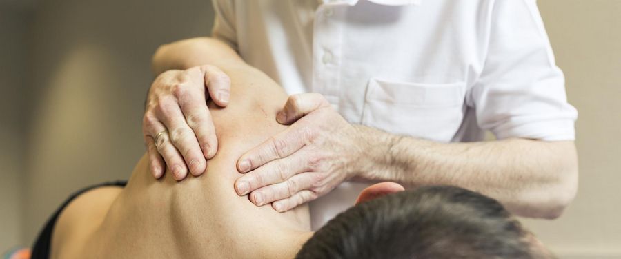 behandlungsgebiet-orthopaedie-patient-person-behandlung.jpg