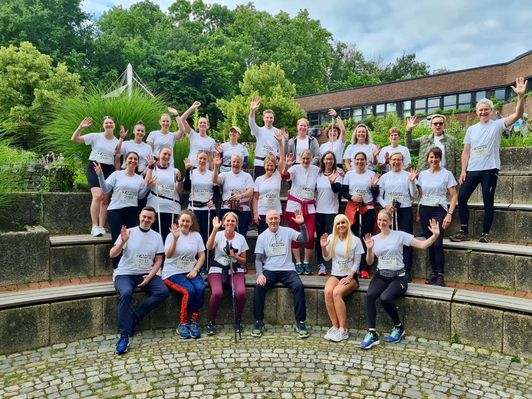 Teamgeist in Aktion beim 10. Zoo-Charity Lauf!