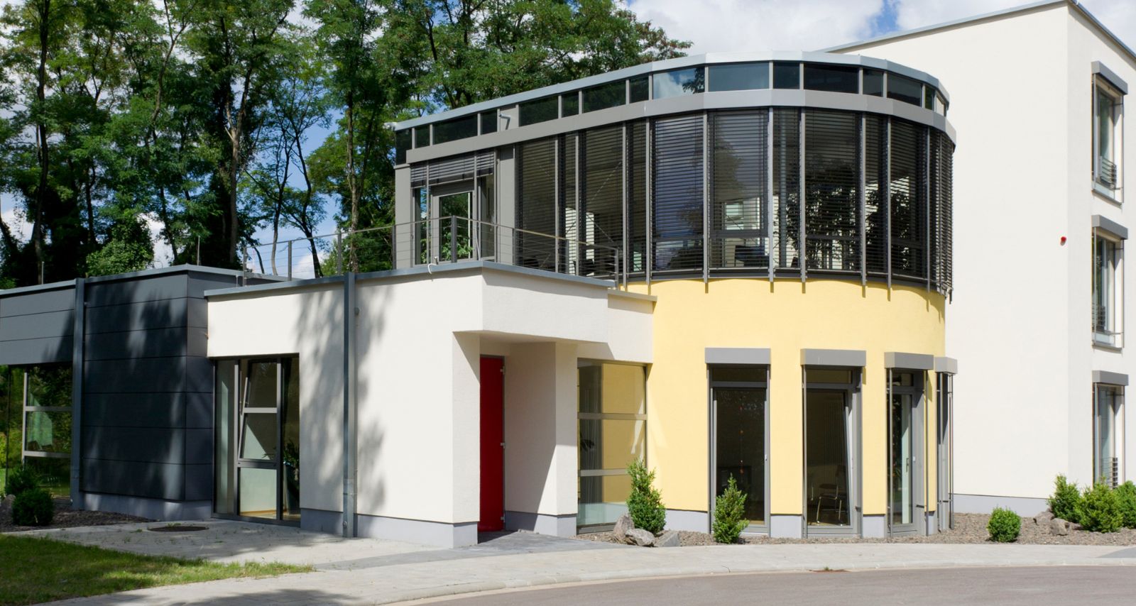 MEDIAN Adaptionshaus Koblenz von außen 