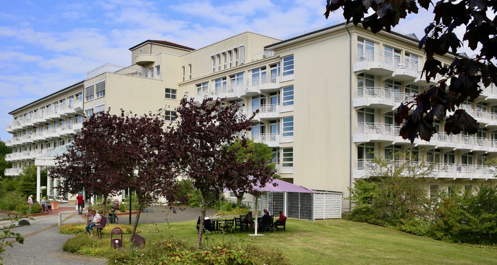 MEDIAN Klinik Wismar von außen 