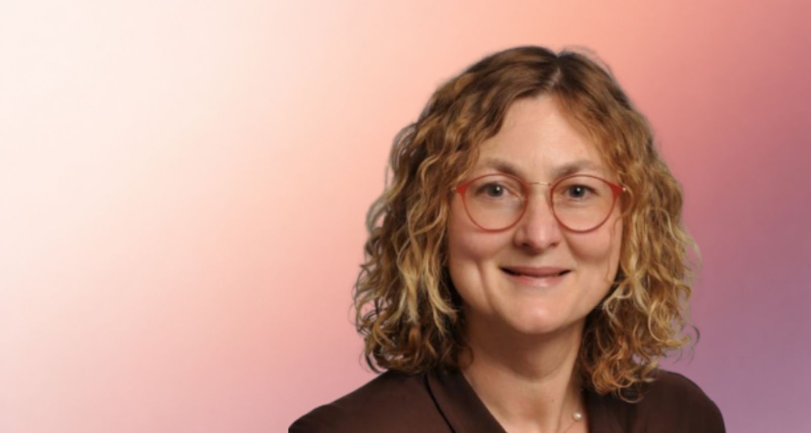 Eine Frau die lächelt 