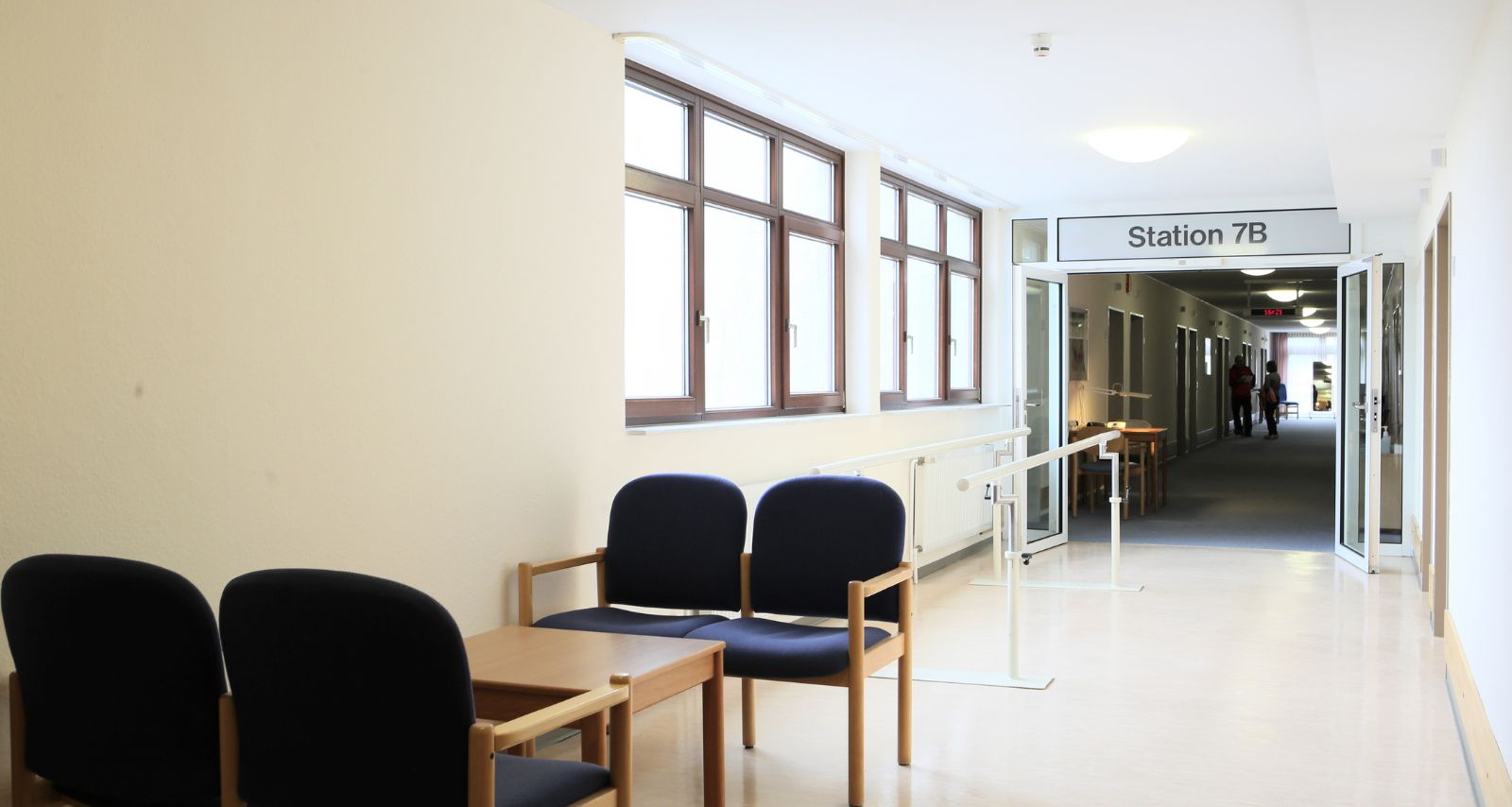 Flur mit Aufschrift: Station 7B